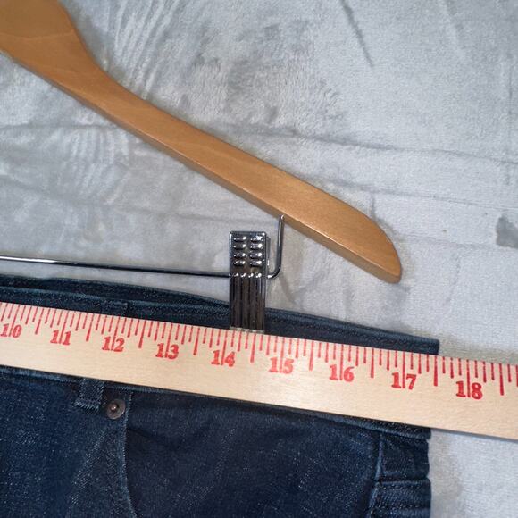 Levi's Jeans Women's 14 Blue Denim Stretch 5-Pocket Classic Straight Leg Zip Fly - Picture 8 of 13